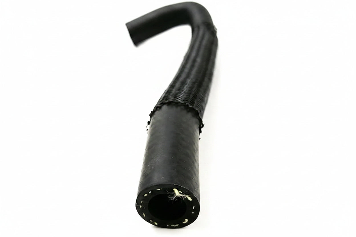 NEW  M274 W212 W204 A2742030382  ENGINE COOLANT WATER PIPE / OIL RADIATOR HOSE