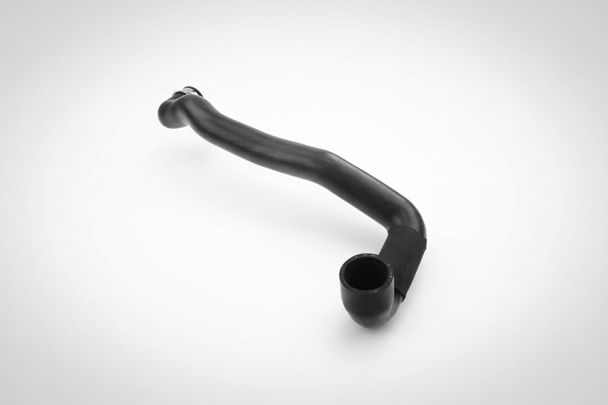 NEW W203 A2035012882 LOWER ENGINE RADIATOR COOLANT PIPE