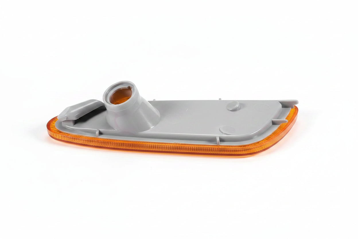 NEW W203 A2038200821 A2038200721 FRONT SIDE MARKER  LIGHTS  HOUSING /  TURN SIGNAL LAMP COVERS